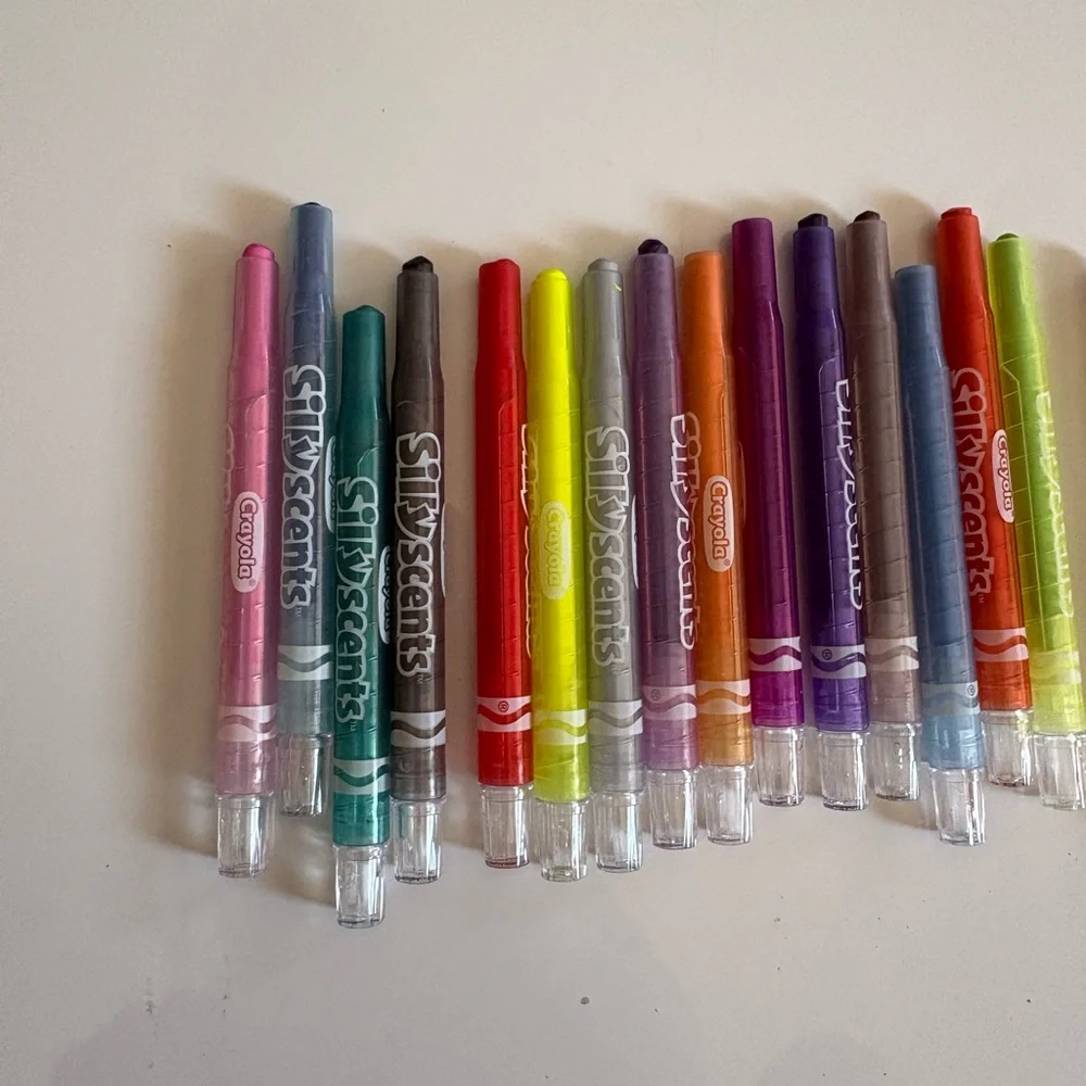 Sill scents crayons